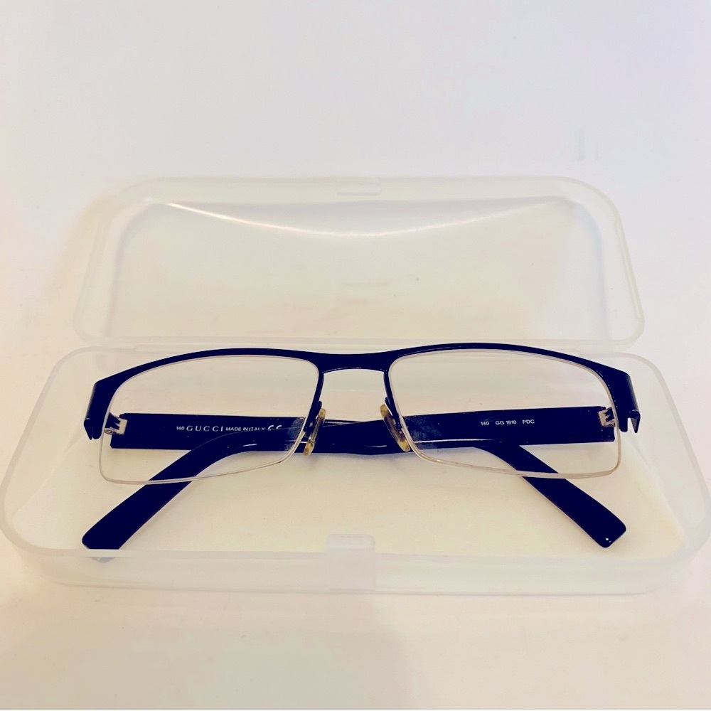 GUCCI EYEGLASSES